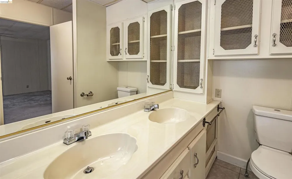 10956 Green Columbia, CA 95310