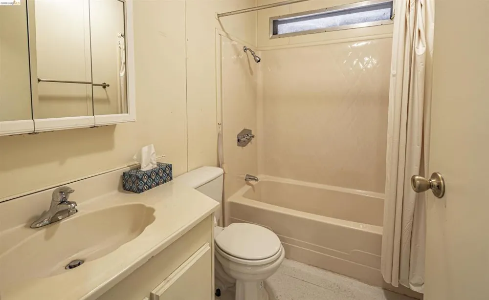 10956 Green Columbia, CA 95310