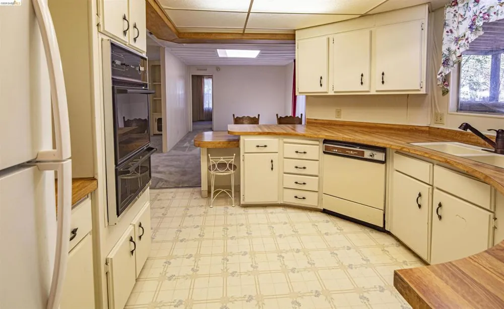 10956 Green Columbia, CA 95310