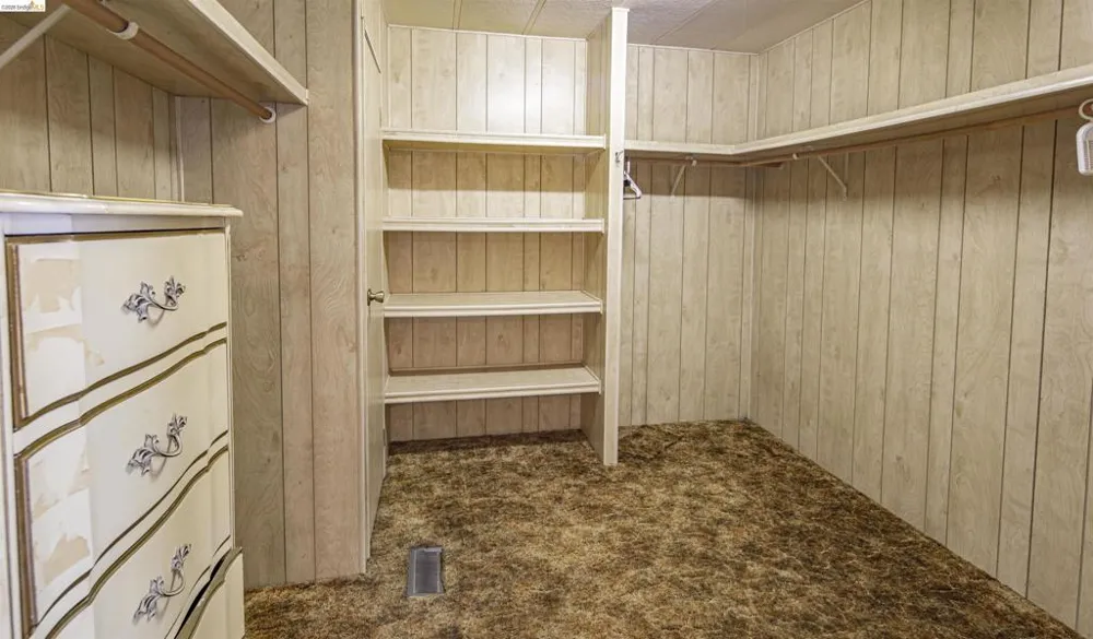 10956 Green Columbia, CA 95310