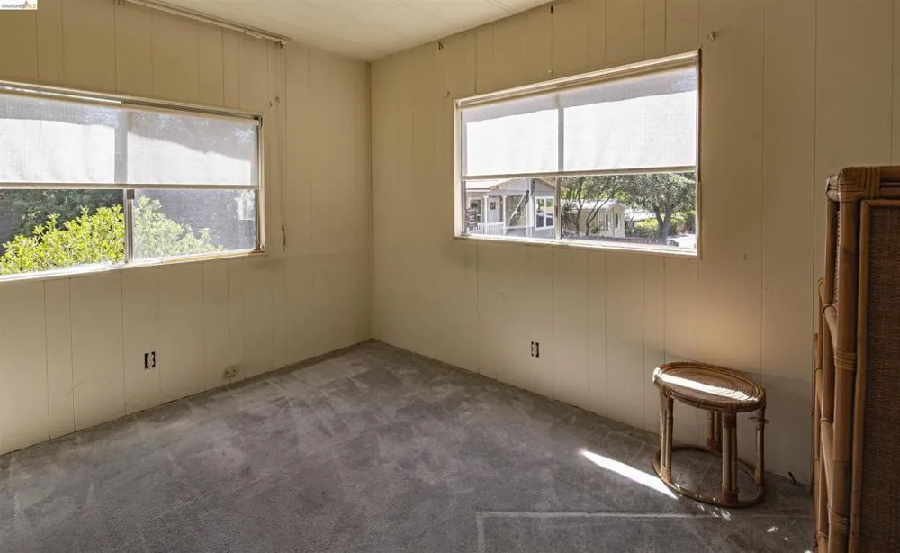10956 Green Columbia, CA 95310