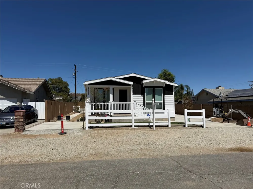 23560 Vista Way Menifee, CA 92587