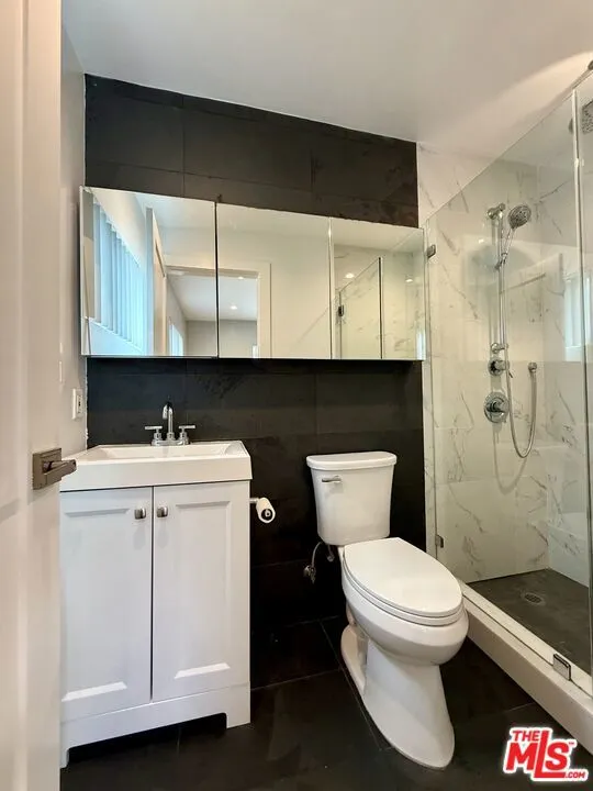724 Ashland Avenue #2 Santa Monica, CA 90405