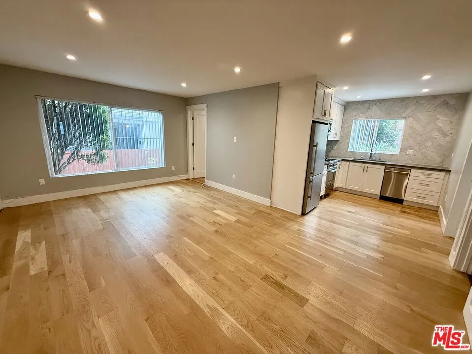 724 Ashland Avenue #2 Santa Monica, CA 90405