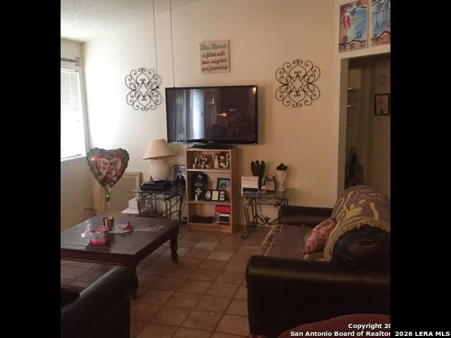 7251 Brandyridge San Antonio, TX 78250