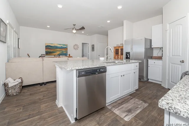 936 GERARDIA CT Seguin, TX 78155