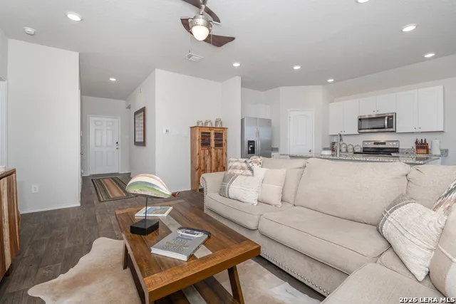 936 GERARDIA CT Seguin, TX 78155