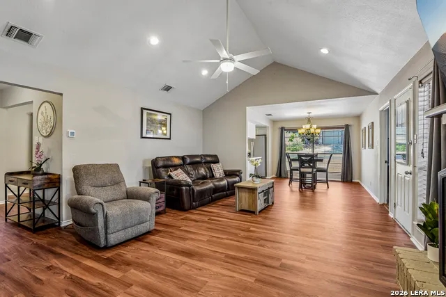 15118 Sun Spur St San Antonio, TX 78232