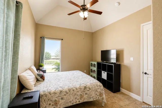105 Abrego Crossing Floresville, TX 78114