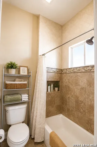105 Abrego Crossing Floresville, TX 78114