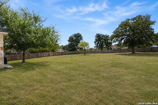 105 Abrego Crossing Floresville, TX 78114