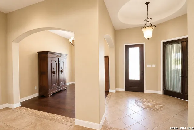 105 Abrego Crossing Floresville, TX 78114