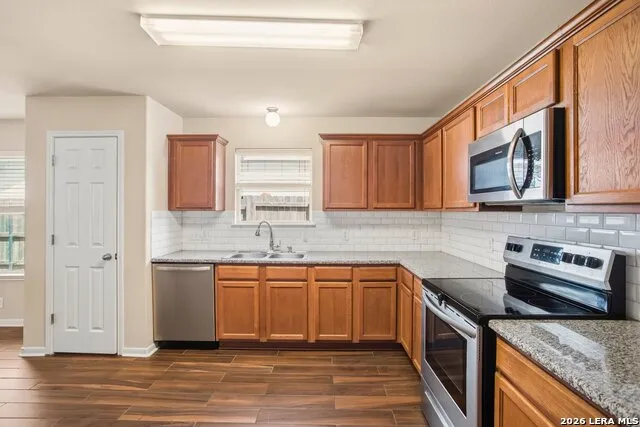 509 ROADRUNNER AVE New Braunfels, TX 78130