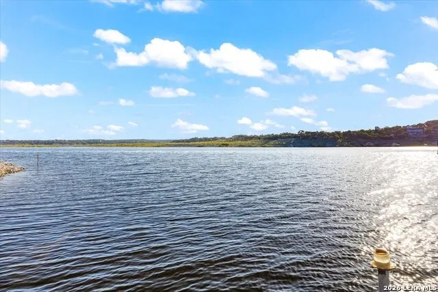 781 Lookout Dr Lakehills, TX 78063