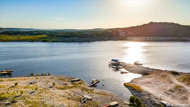 781 Lookout Dr Lakehills, TX 78063