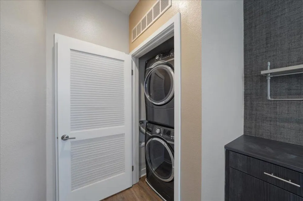 312 Bridgewater Way #1 Gardena, CA 90247