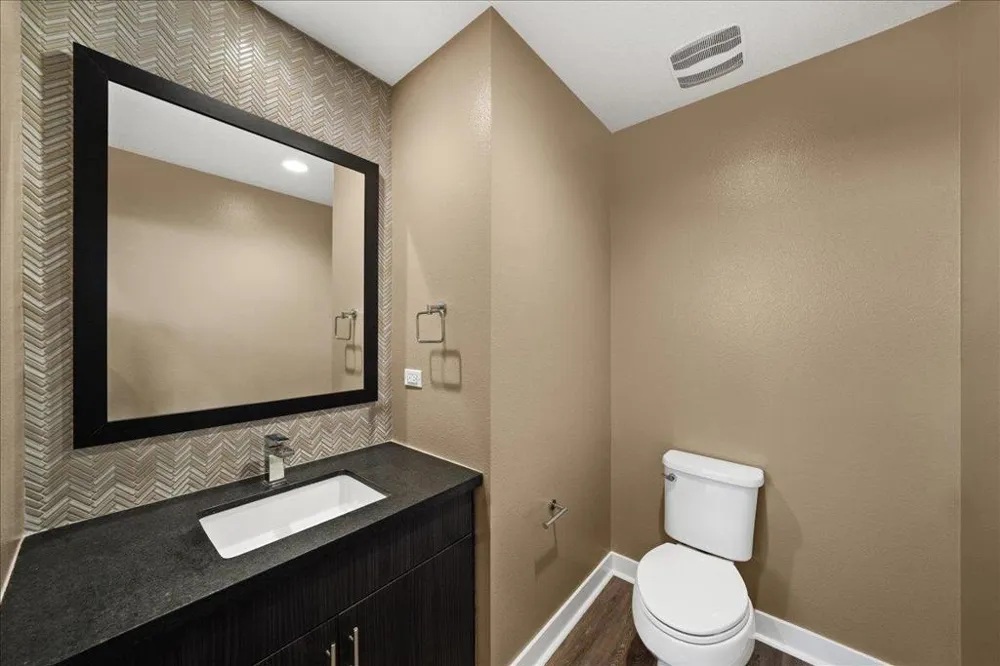 312 Bridgewater Way #1 Gardena, CA 90247