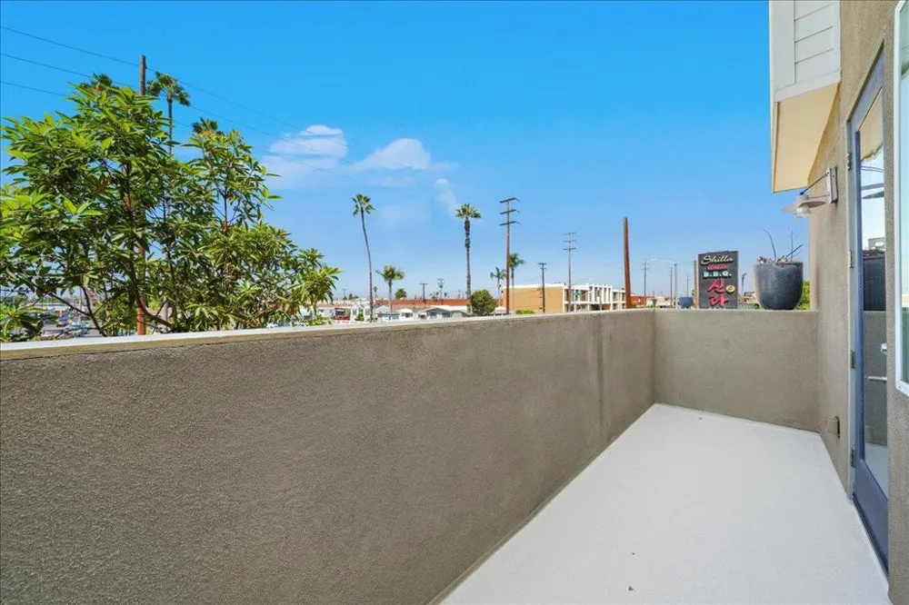 312 Bridgewater Way #1 Gardena, CA 90247