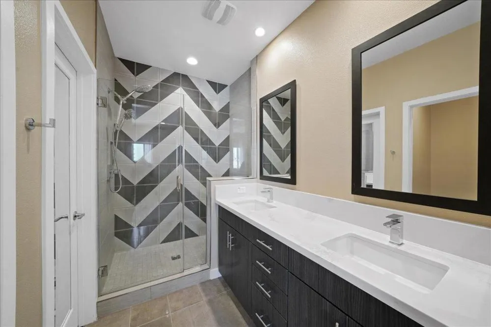 312 Bridgewater Way #1 Gardena, CA 90247