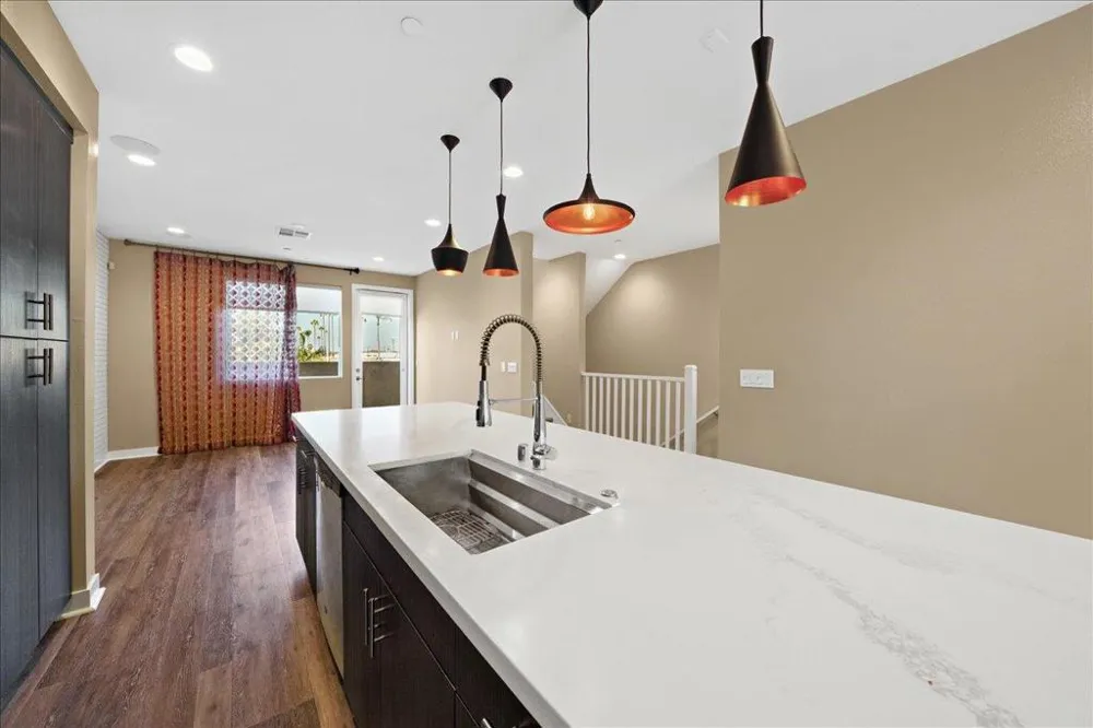 312 Bridgewater Way #1 Gardena, CA 90247