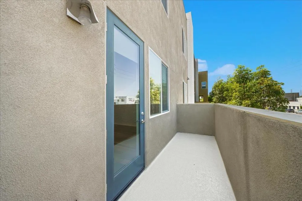 312 Bridgewater Way #1 Gardena, CA 90247