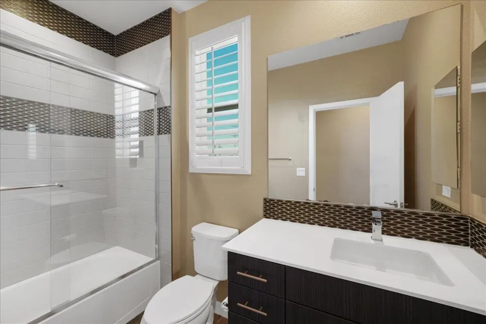312 Bridgewater Way #1 Gardena, CA 90247