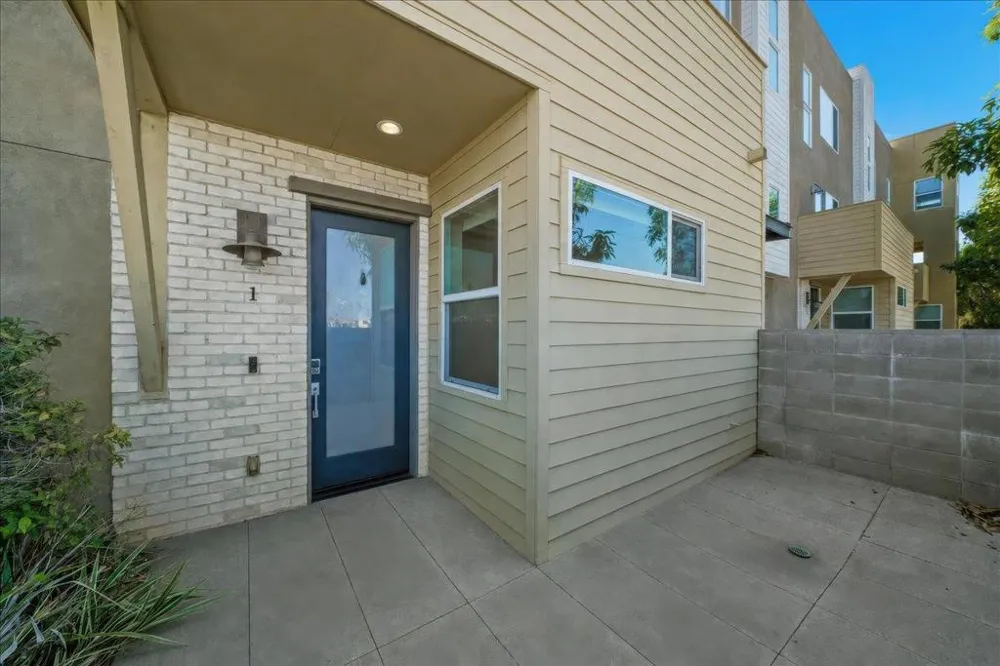 312 Bridgewater Way #1 Gardena, CA 90247