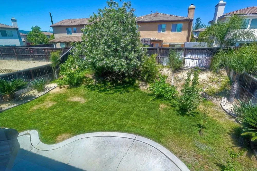 40655 La Salle Place Murrieta, CA 92563