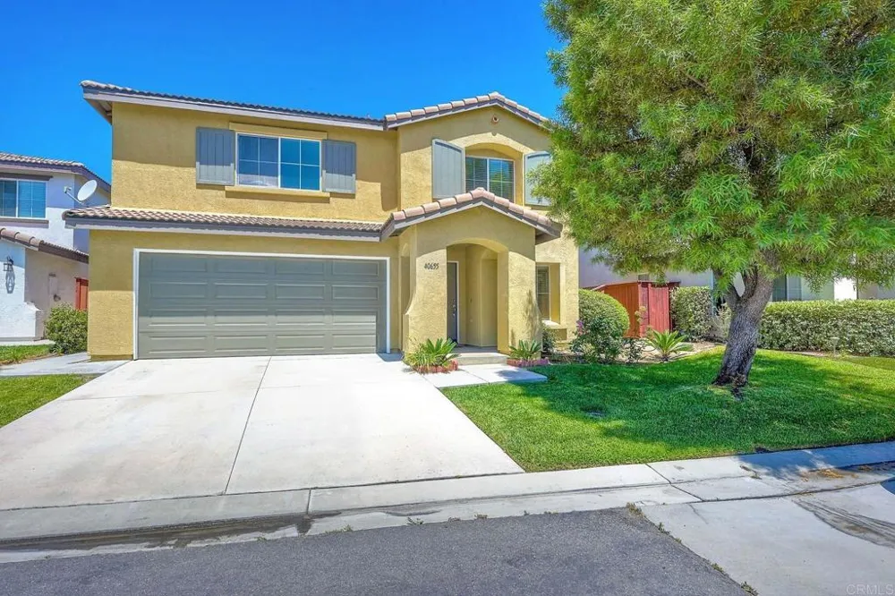 40655 La Salle Place Murrieta, CA 92563
