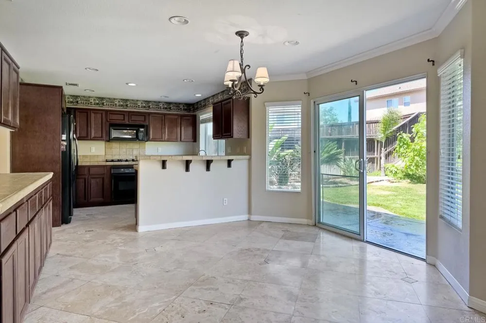 40655 La Salle Place Murrieta, CA 92563