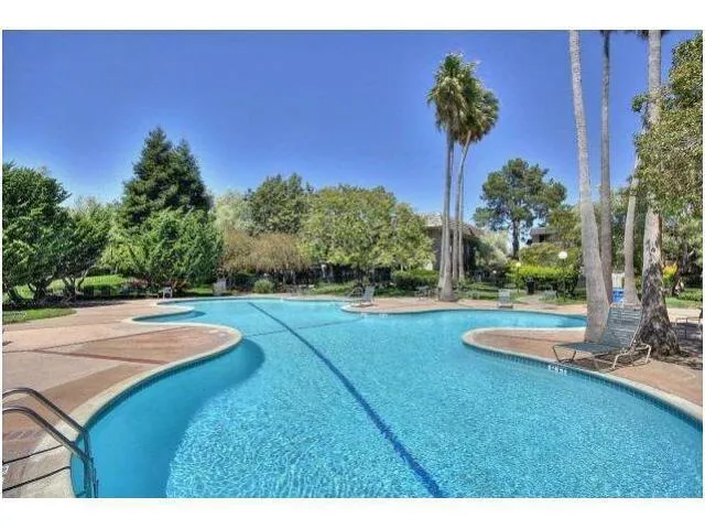 6227 Shelter Creek Lane San Bruno, CA 94066