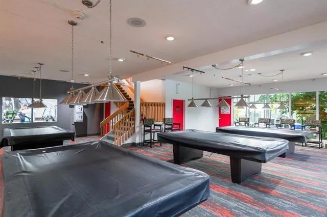 6227 Shelter Creek Lane San Bruno, CA 94066