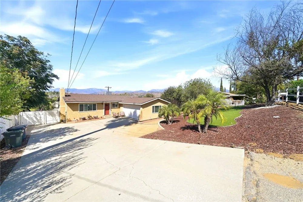 31642 Florida Street Redlands, CA 92373
