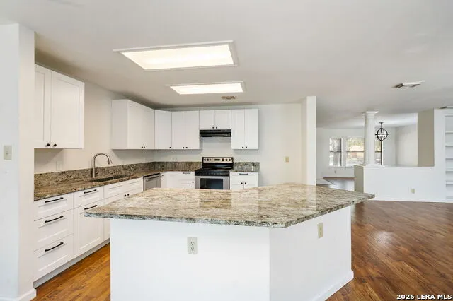 8507 Park Olympia Universal City, TX 78148