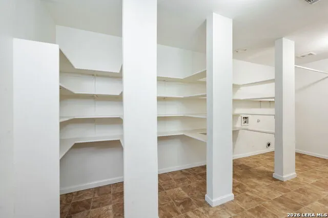 8507 Park Olympia Universal City, TX 78148