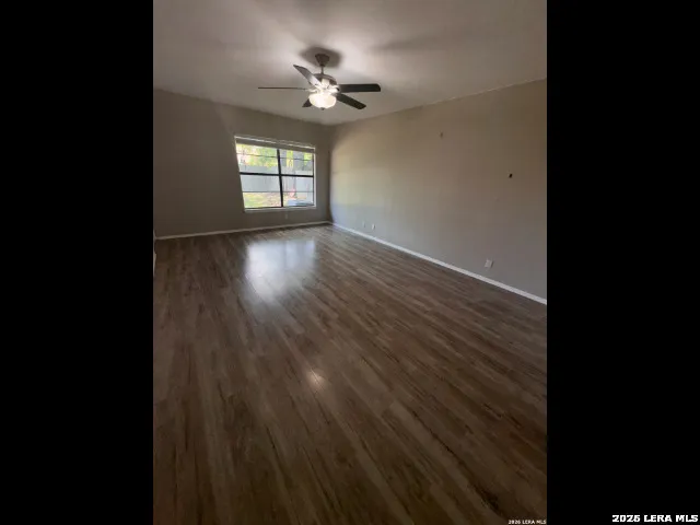 9426 Valley Bend San Antonio, TX 78250