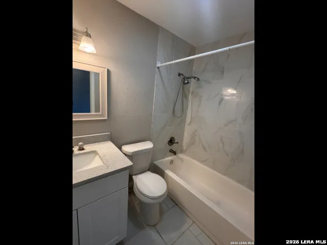 9426 Valley Bend San Antonio, TX 78250