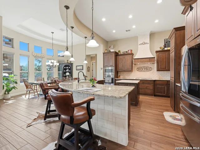 228 LUCKY RDG Bandera, TX 78003