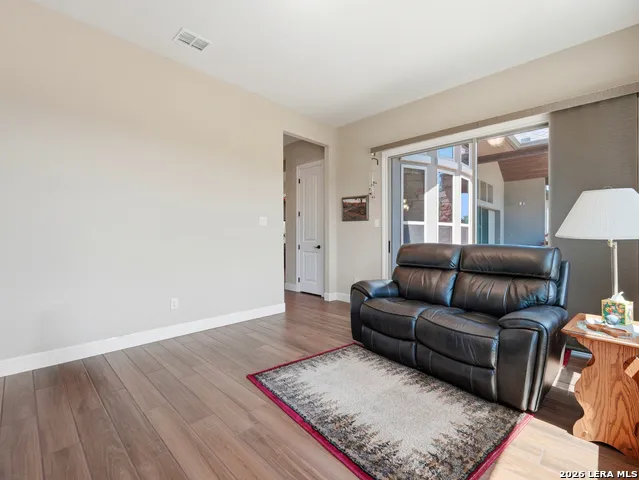 228 LUCKY RDG Bandera, TX 78003