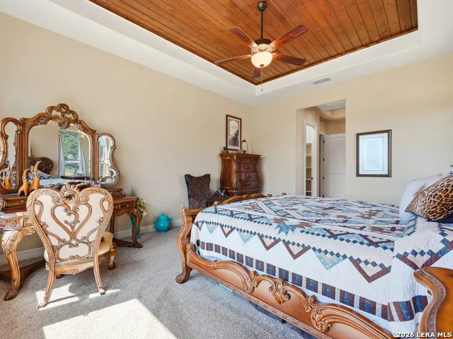 228 LUCKY RDG Bandera, TX 78003