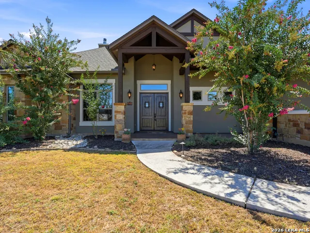 228 LUCKY RDG Bandera, TX 78003
