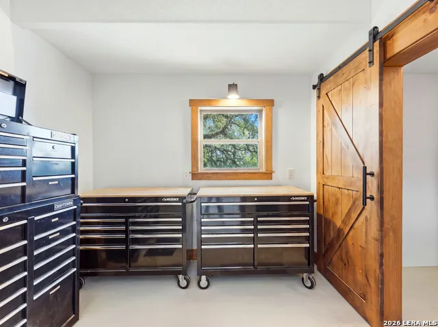 228 LUCKY RDG Bandera, TX 78003