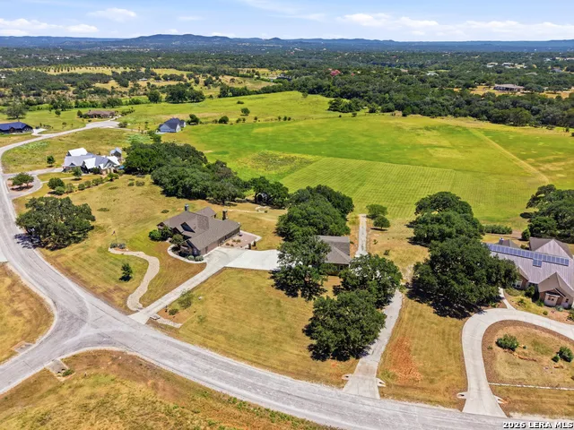 228 LUCKY RDG Bandera, TX 78003