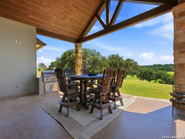 228 LUCKY RDG Bandera, TX 78003