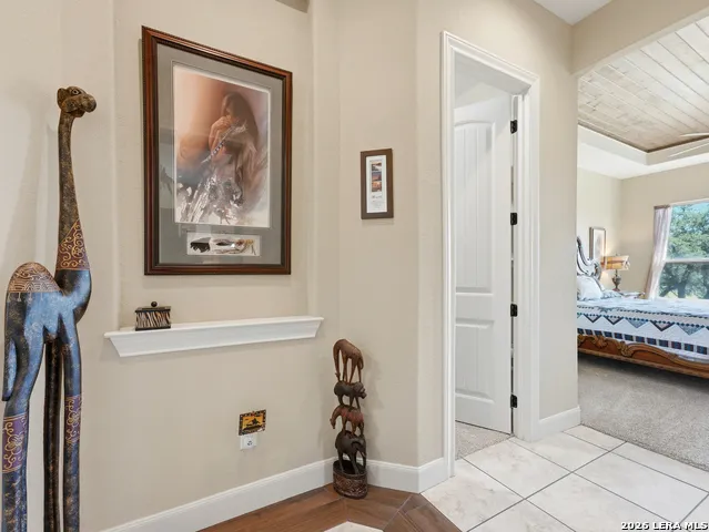 228 LUCKY RDG Bandera, TX 78003