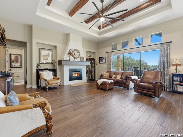 228 LUCKY RDG Bandera, TX 78003