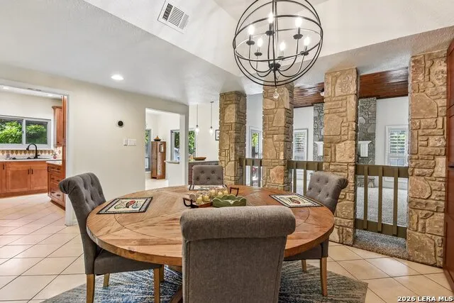 1710 Donerail St San Antonio, TX 78248