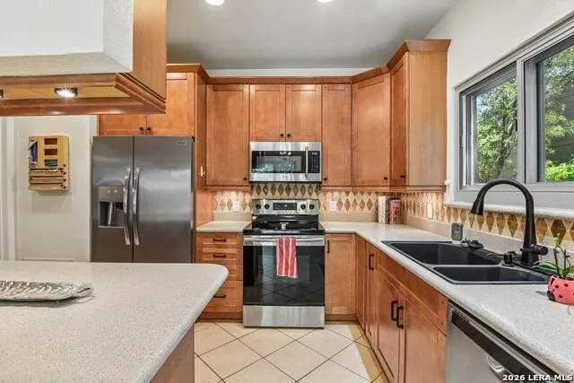 1710 Donerail St San Antonio, TX 78248