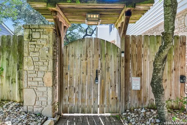 1710 Donerail St San Antonio, TX 78248