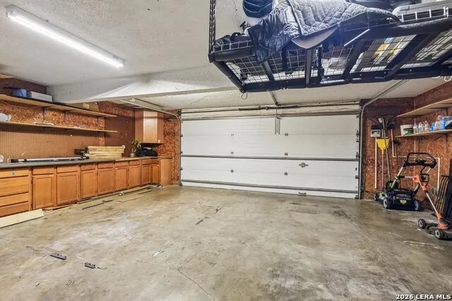 1710 Donerail St San Antonio, TX 78248